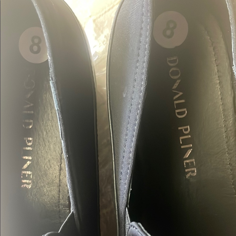Donald Pliner Navy Leather Shoes
